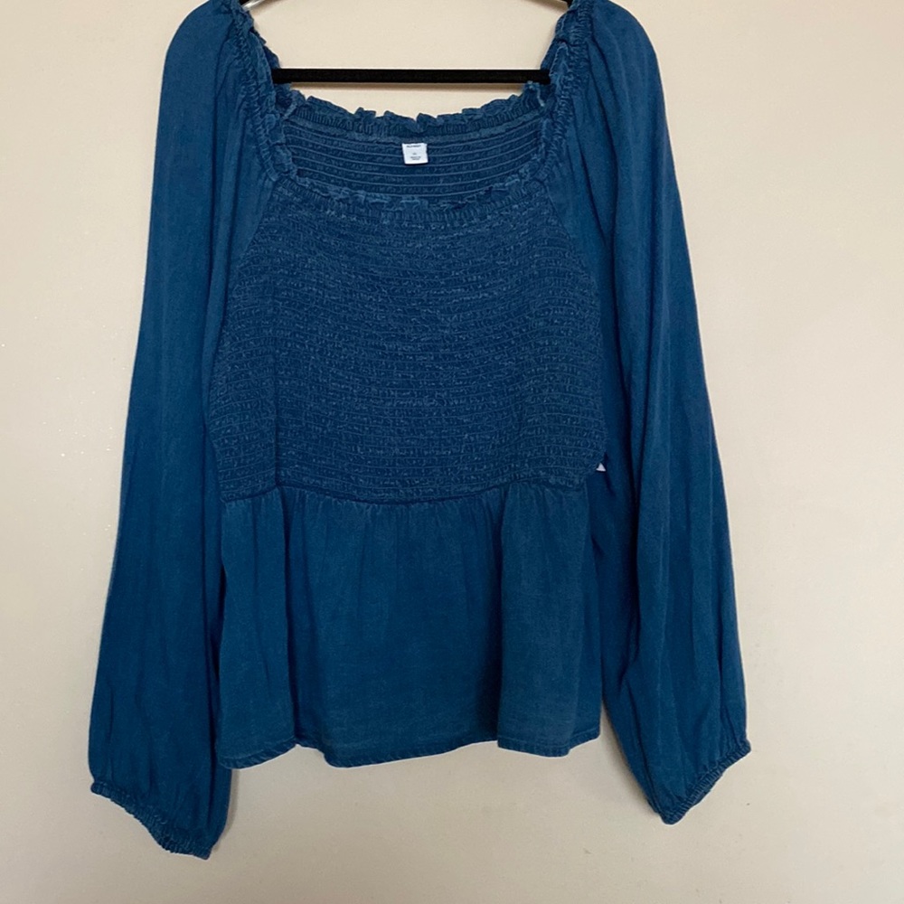 Blue long sleeve blouse